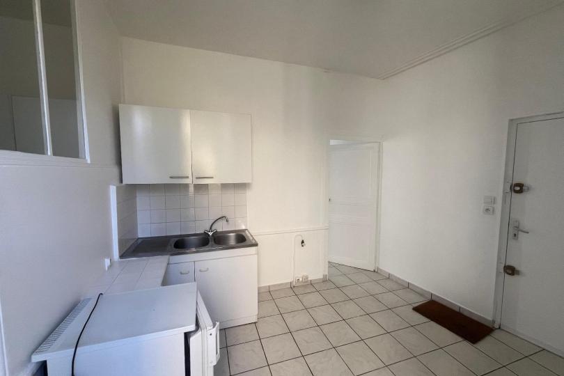 Image 1 Photo n°1 - Louer un appartement studio<br/> de 29 m² à Nantes (44000)