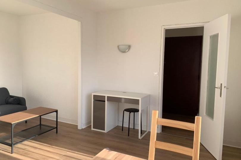 Photo n°3 - Louer un appartement studio<br/> de 32 m² à Nantes (44300)