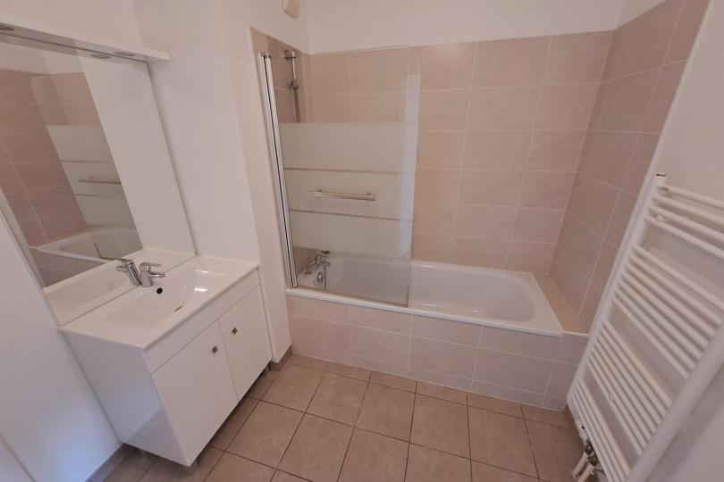 Photo n°4 - Louer un appartement 2 pièces<br/> de 44 m² à Nantes (44000)