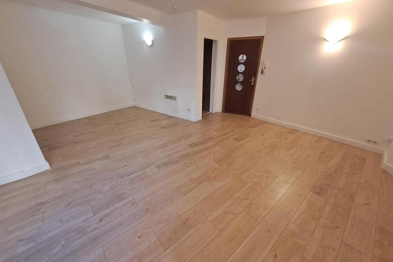 Photo n°3 - Louer un appartement 2 pièces<br/> de 79 m² à Nantes (44000)