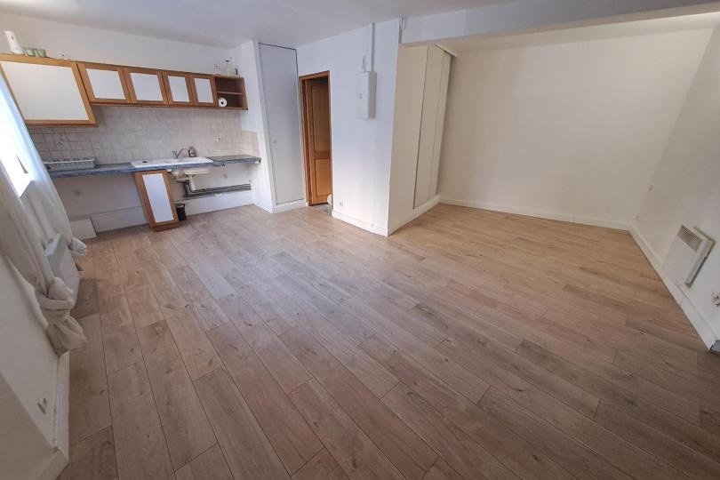 Photo n°2 - Louer un appartement 2 pièces<br/> de 79 m² à Nantes (44000)