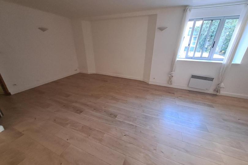 Photo n°3 - Louer un appartement 2 pièces<br/> de 79 m² à Nantes (44000)