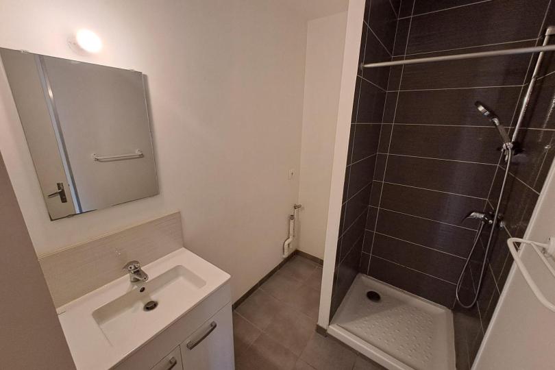 Photo n°6 - Louer un appartement 2 pièces<br/> de 62 m² à Nantes (44300)
