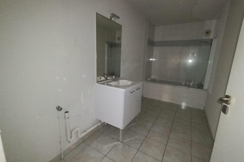 Photo n°3 - Louer un appartement 4 pièces<br/> de 101 m² à La Chabossière (44220)