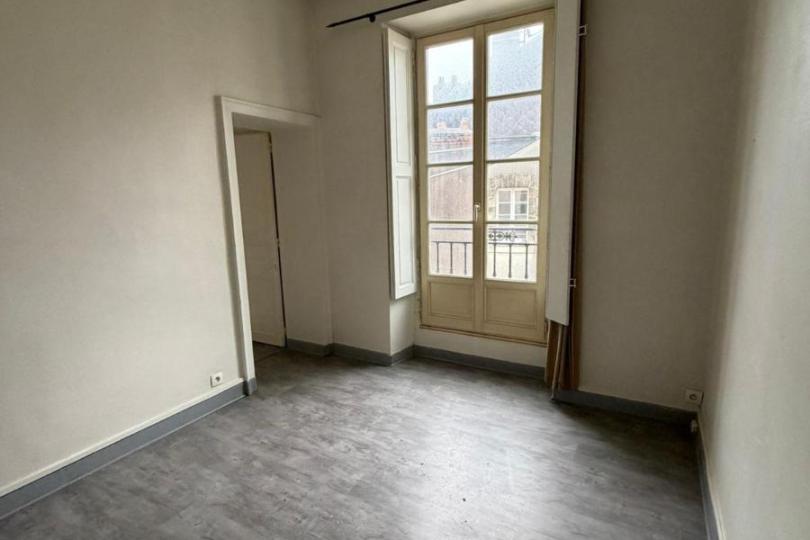 Photo n°5 - Louer un appartement 4 pièces<br/> de 71 m² à Nantes (44000)