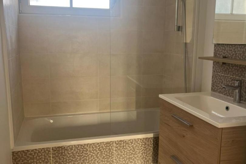 Photo n°5 - Louer une maison 4 pièces<br/> à St Sebastien Sur Loire (44230)