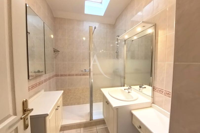 Photo n°5 - Acheter un appartement 5 pièces<br/> de 130 m² à La Chapelle Sur Erdre (44240)