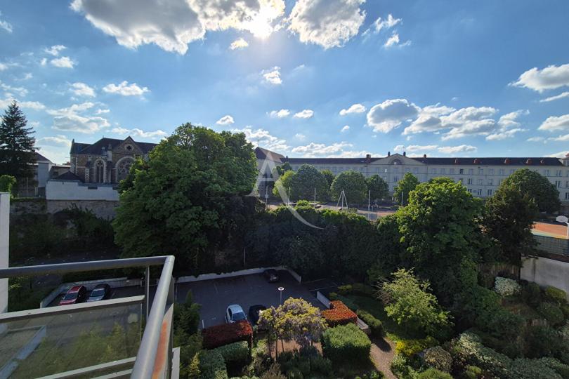 Photo n°1 - Acheter un appartement 5 pièces<br/> de 134 m² à Nantes (44000)