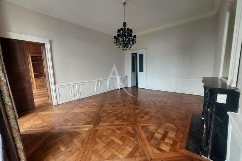 Photo n°2 - Acheter un appartement 5 pièces<br/> de 147 m² à Nantes (44000)