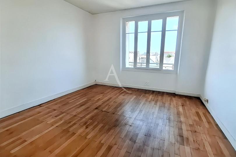 Photo n°2 - Acheter un immeuble 17 pièces<br/> de 379 m² à Nantes (44000)