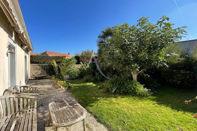 Photo n°2 - Acheter une maison 4 pièces<br/> de 102 m² à Nantes (44300)