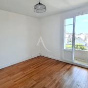 Photo n°1 - Acheter un immeuble 17 pièces<br/> de 379 m² à Nantes (44000)
