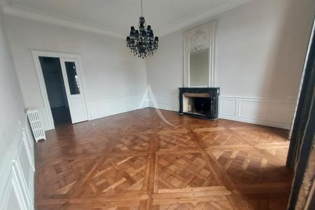 Appartement T5 en vente à Nantes Centre ville (AGS4229)