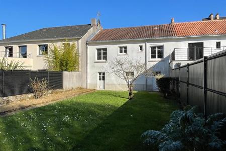 Maison T4 en vente à Nantes Rond-Point De Rennes (AGS4093)